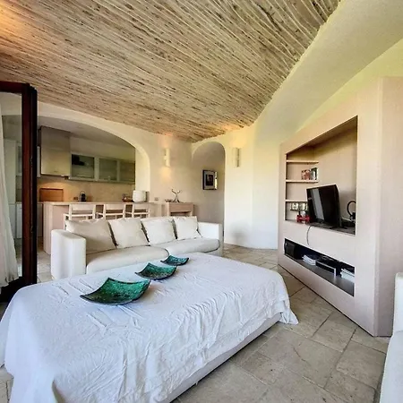 Apartment Piazza Del Principe With Pool Porto Cervo