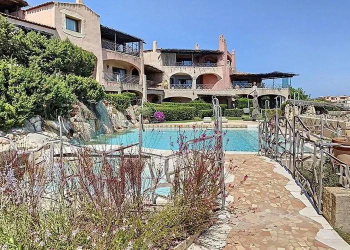 Apartment Piazza Del Principe With Pool